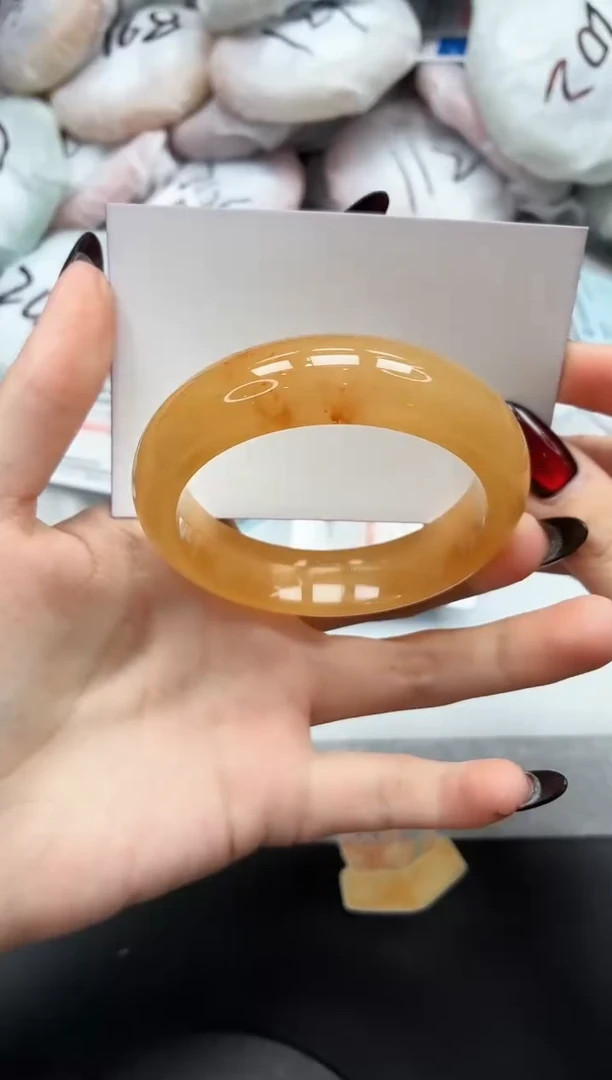 未镶嵌手镯石英质玉159/黄龙56.4