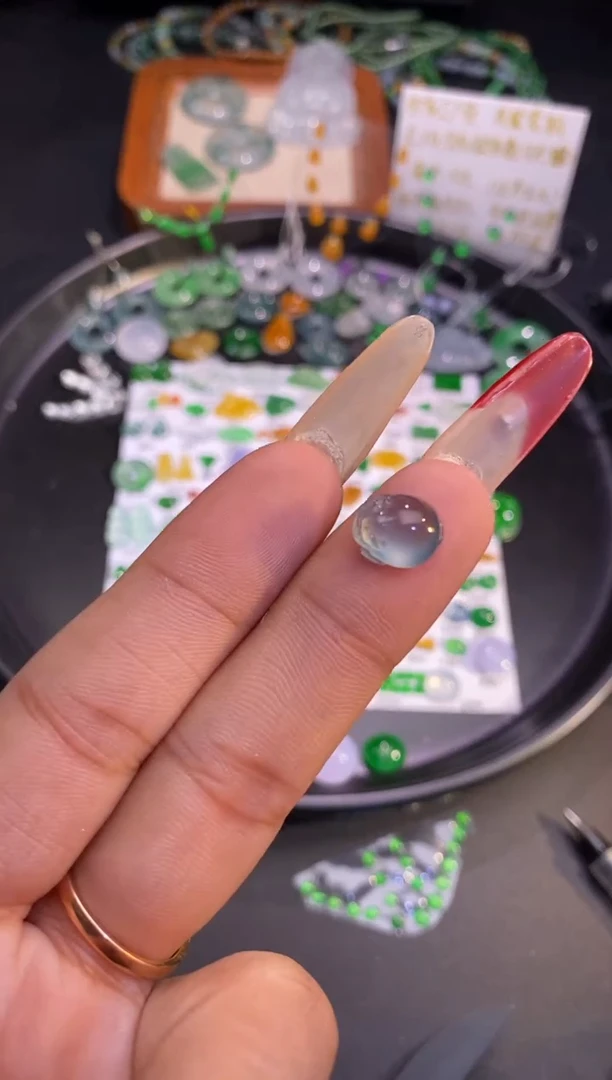 【闪购商品】翡翠挂件未镶嵌金蟾