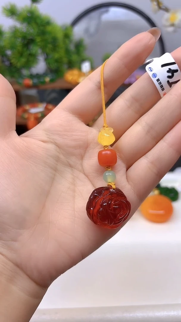 血珀套链未镶嵌手机挂T41