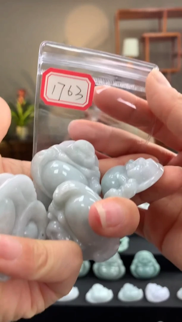 翡翠未镶嵌颈饰佛公 1763多样性发一件