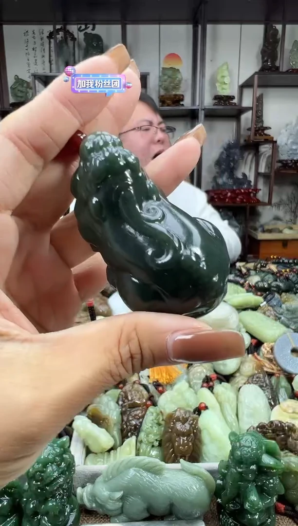 未镶嵌和田玉把件1