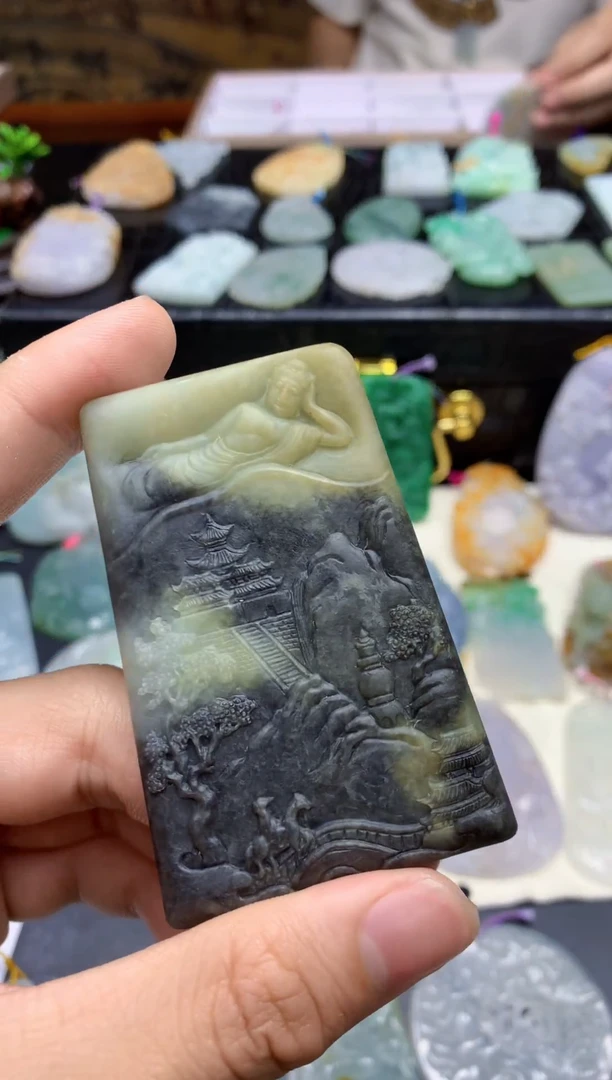 颈饰未镶嵌翡翠天然A货翡翠