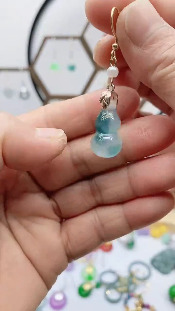 未镶嵌石英质玉（天山翠）耳饰219