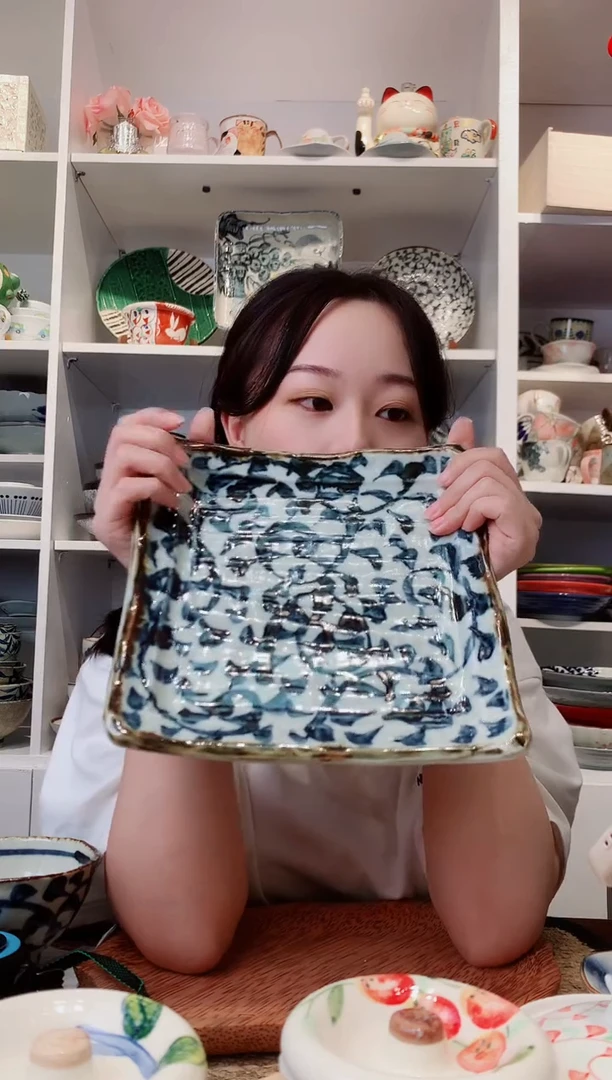 陶瓷章鱼唐草方型盘21cm
