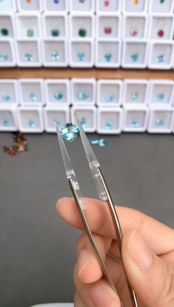 未镶嵌裸石定制海蓝宝石1.41ct 圣玛