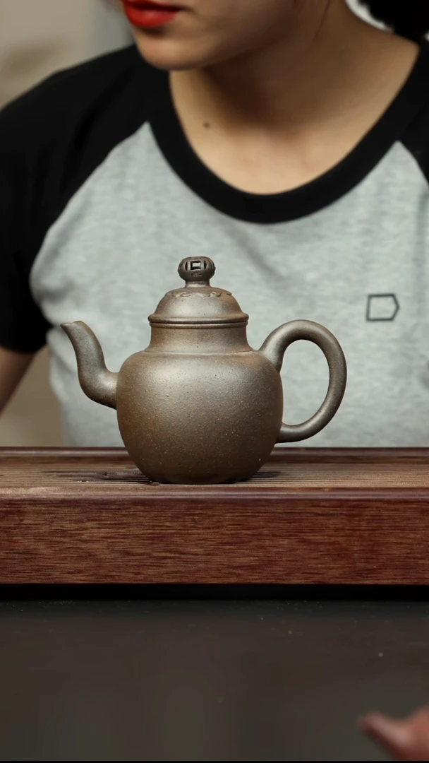 紫砂茶壶岩中泥三拼 大彬大执
