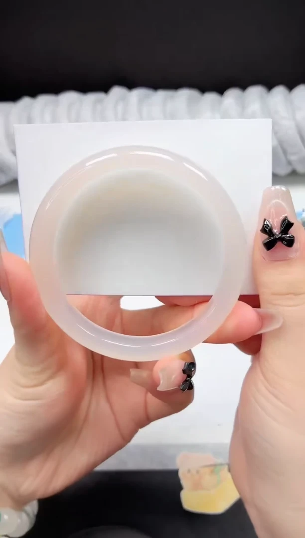 未镶嵌手镯石英质玉111/荔枝61