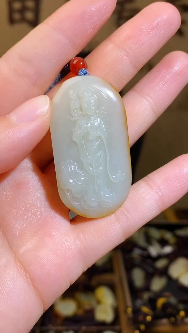 和田玉未镶嵌颈饰1