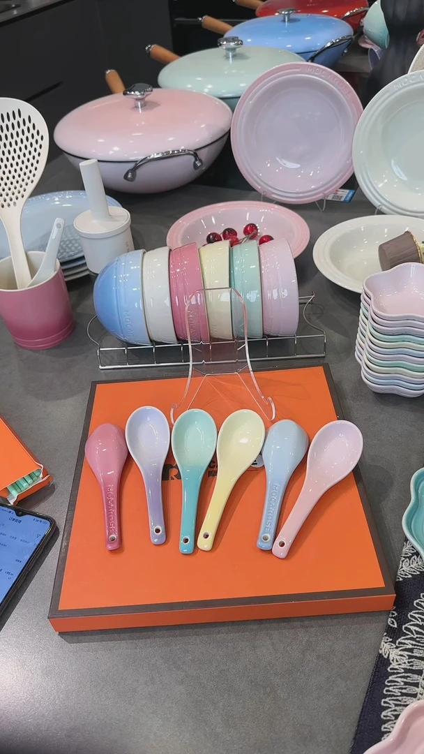 【闪购商品】瓷六色勺子