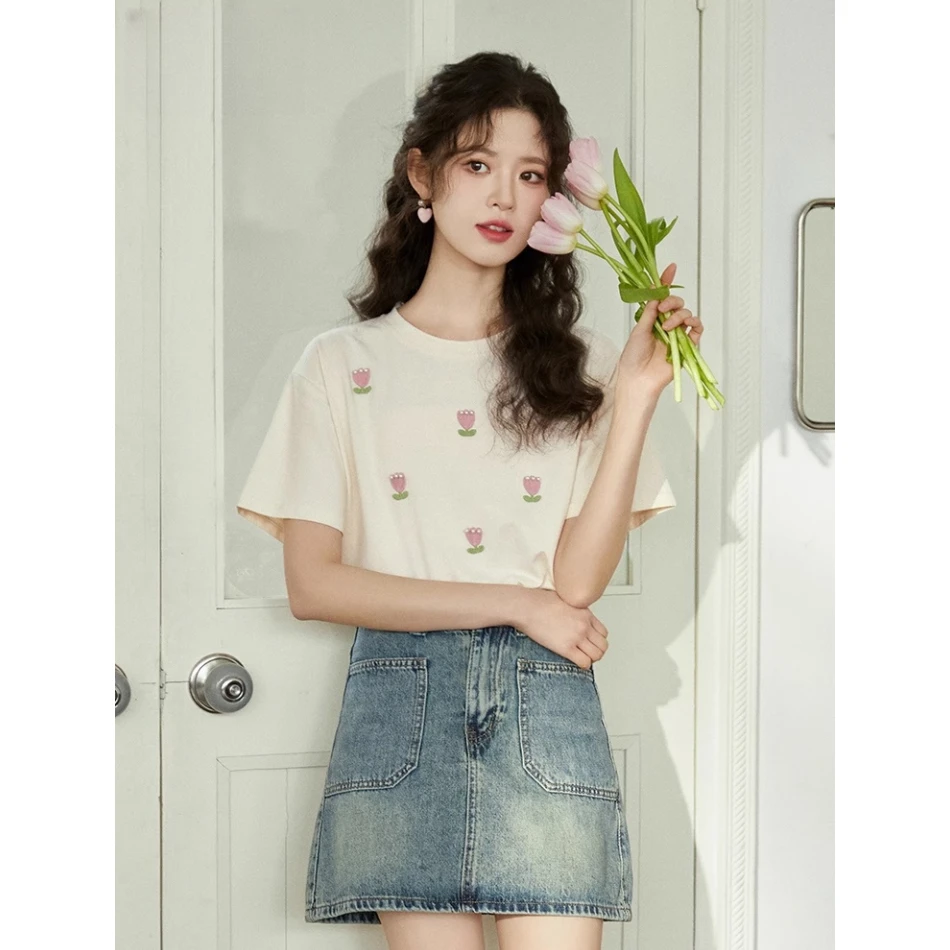 圆领短袖针织T恤夏季新款韩系设计感小众百搭显瘦郁金香上衣