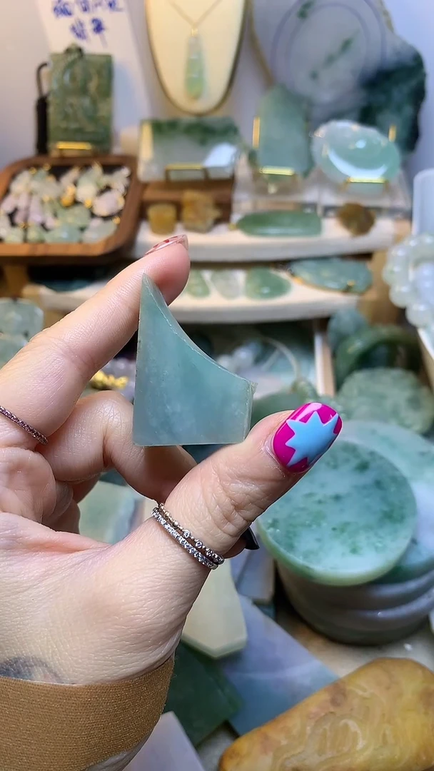 未镶嵌挂件翡翠⁵****⁴ 缅甸A货翡翠，没有运费险