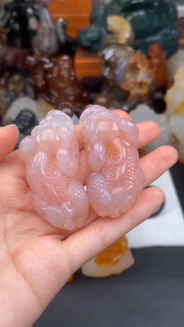 玛瑙/玉髓颈饰未镶嵌AA