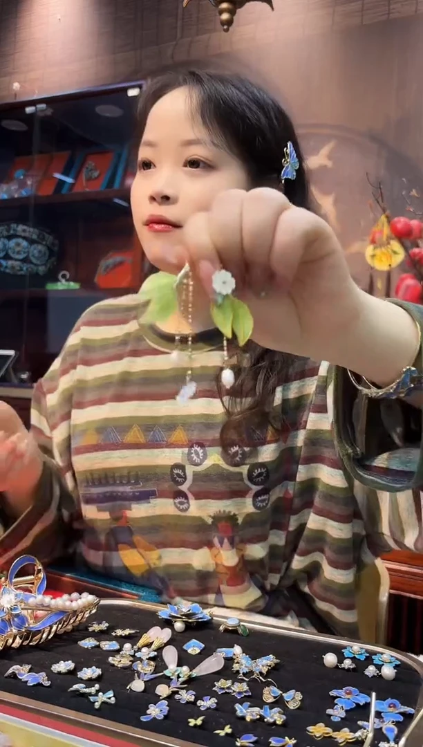 纯铜锆石合金非遗重工耳环