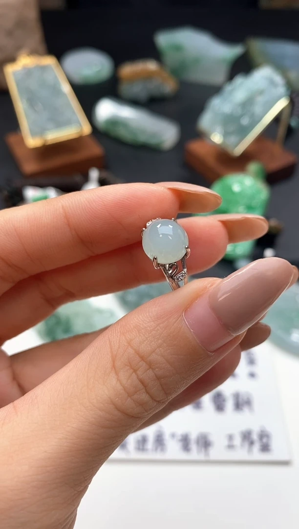 颈饰银S925镶嵌翡翠蛋面戒指