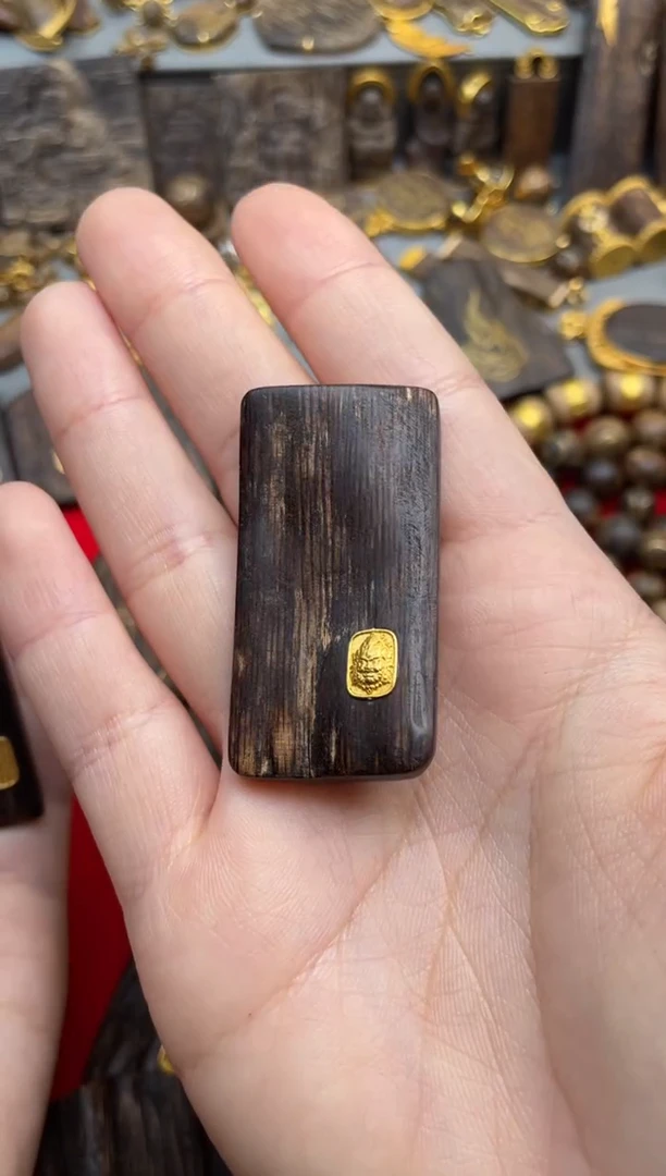 沉香吊坠沉香吊坠4