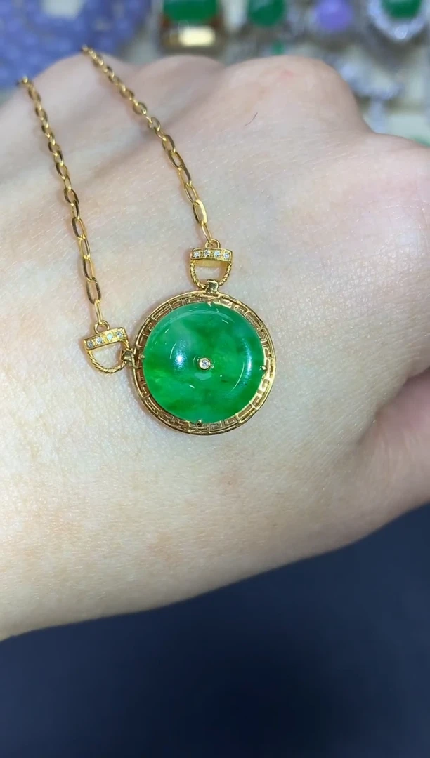 颈饰18K金镶嵌翡翠618-中国好珍宝