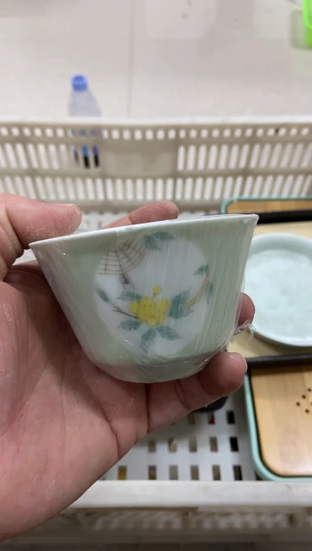 杯子瓷无运费险有瑕疵的摄影的产品有使用过的痕迹有点脏介意勿拍