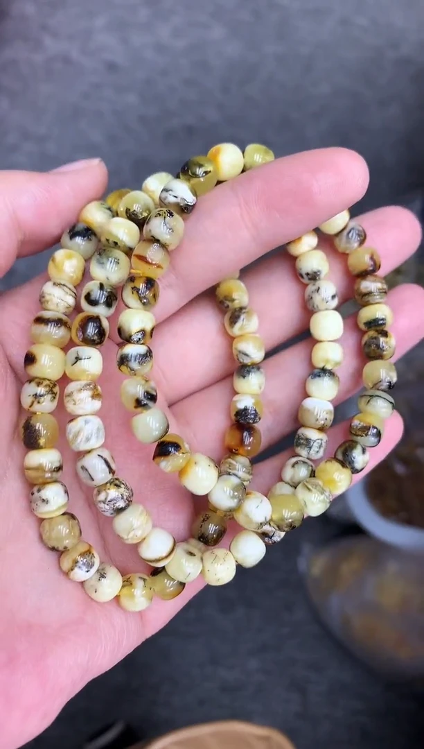 未镶嵌琥珀珠宝奇石32