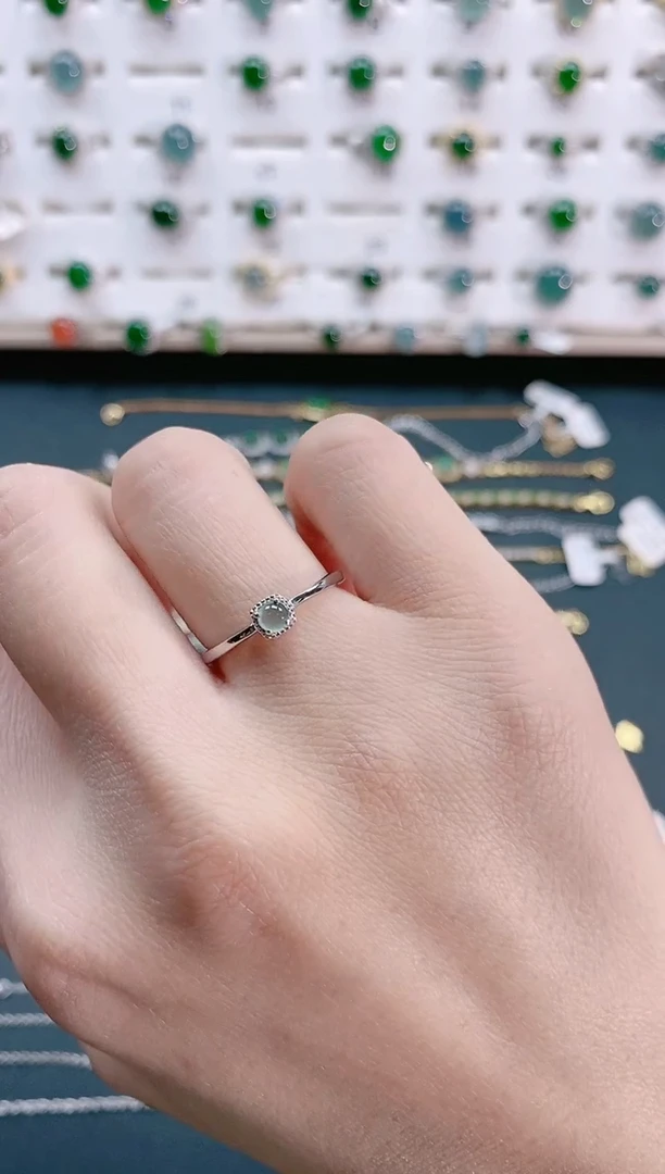 【闪购商品】翡翠戒指银S925镶嵌天然翡翠