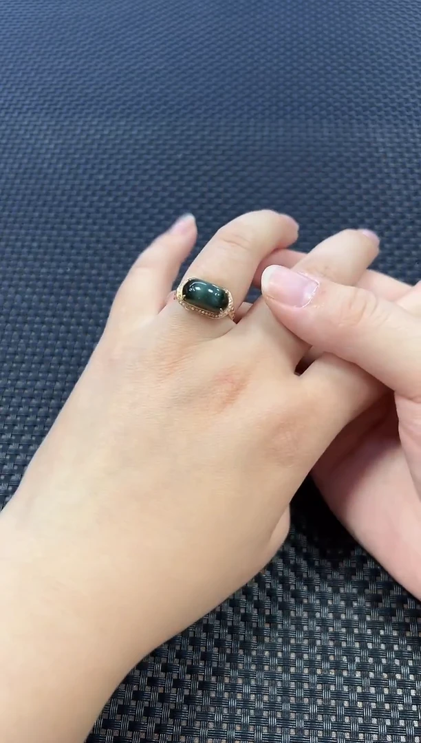 18K金镶嵌戒指和田玉（多样性发一件）闭口