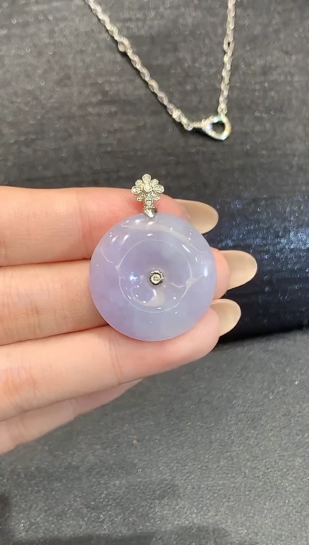 吊坠(不含链)18K金镶嵌翡翠多样性发其一