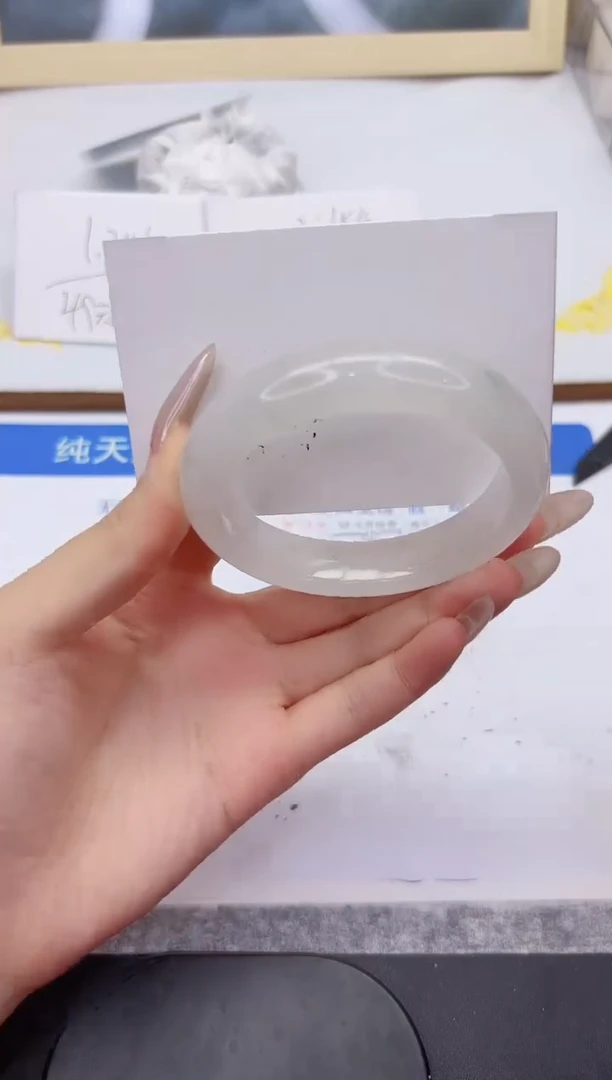 未镶嵌手镯石英质玉L116-56