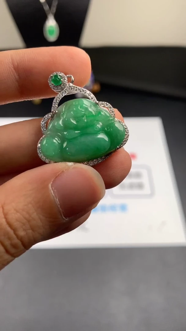 吊坠(不含链)未镶嵌翡翠天然缅甸A货翡翠 弥勒佛