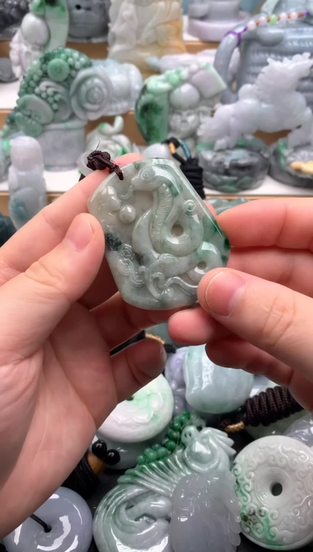 吊坠(不含链)未镶嵌翡翠1