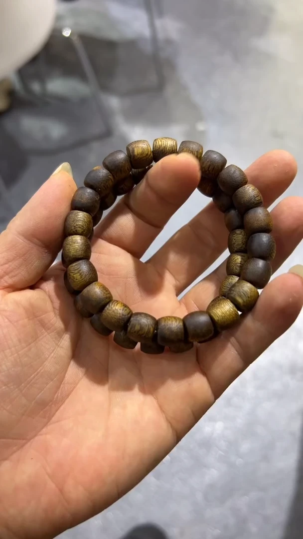 沉香手串黑马哥精品1.0鼓珠单圈-多样性发其一