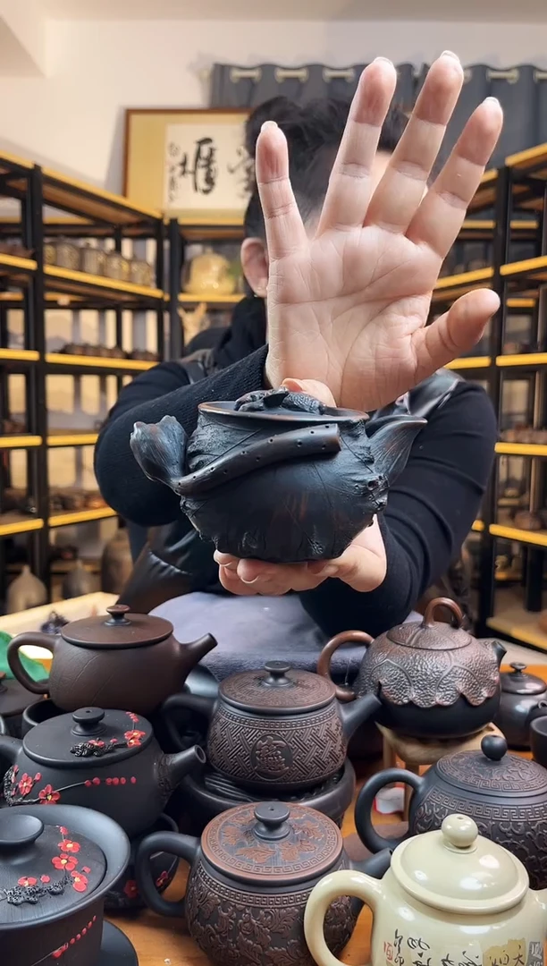 【闪购商品】壶根艺 手抓壶  金鱼顶