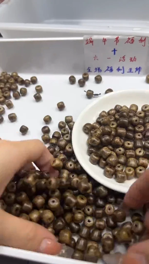 檀香木散珠W1762沉沉桶珠8*7mm*20颗