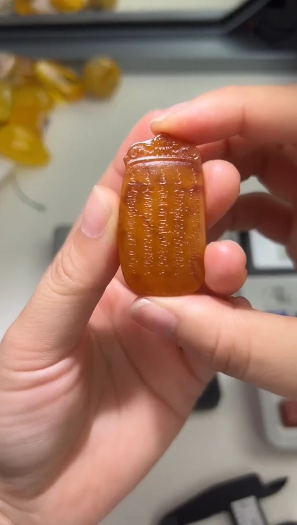 裸石琥珀未镶嵌琥珀蜜蜡吊坠