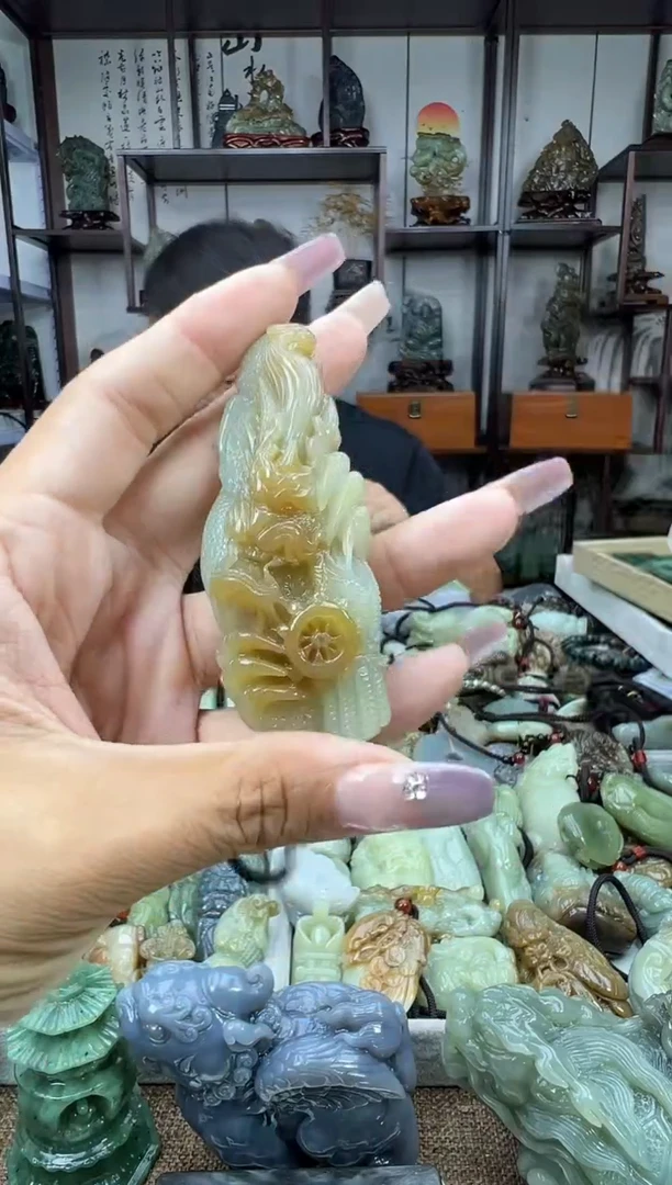 未镶嵌和田玉把件1