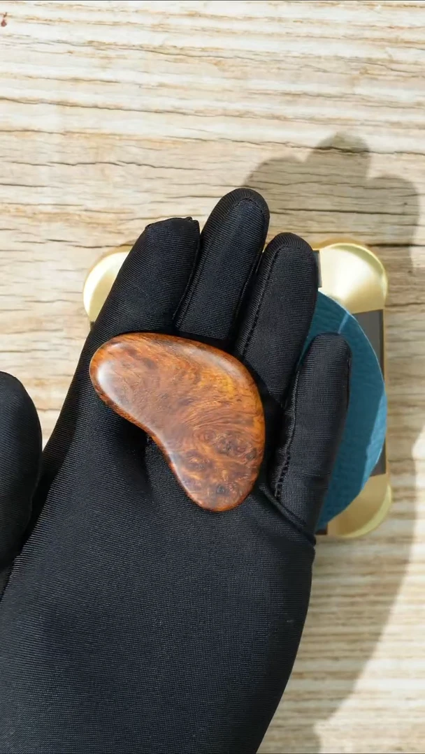 把件黄花梨/降香黄檀海南黄花梨百年留疤纹手把件