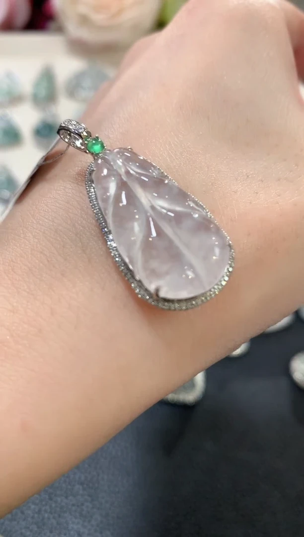 吊坠(不含链)18K金镶嵌翡翠a42