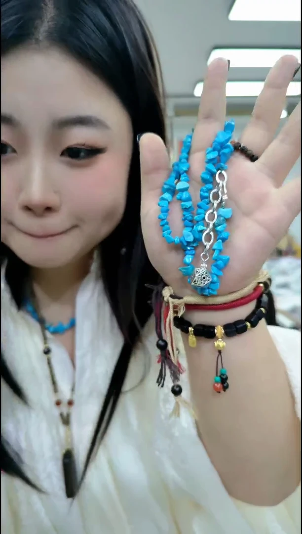 【闪购商品】玛瑙/玉髓颈饰银S925镶嵌2104蓝色碎石项链