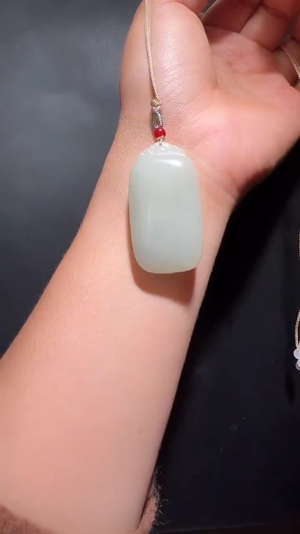 未镶嵌和田玉挂件012和田玉挂件多样性发一