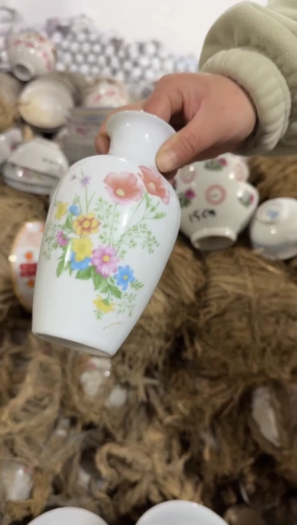 【闪购商品】摆件碗杯盘小花瓶微瑕矿点凸瓷介意勿拍