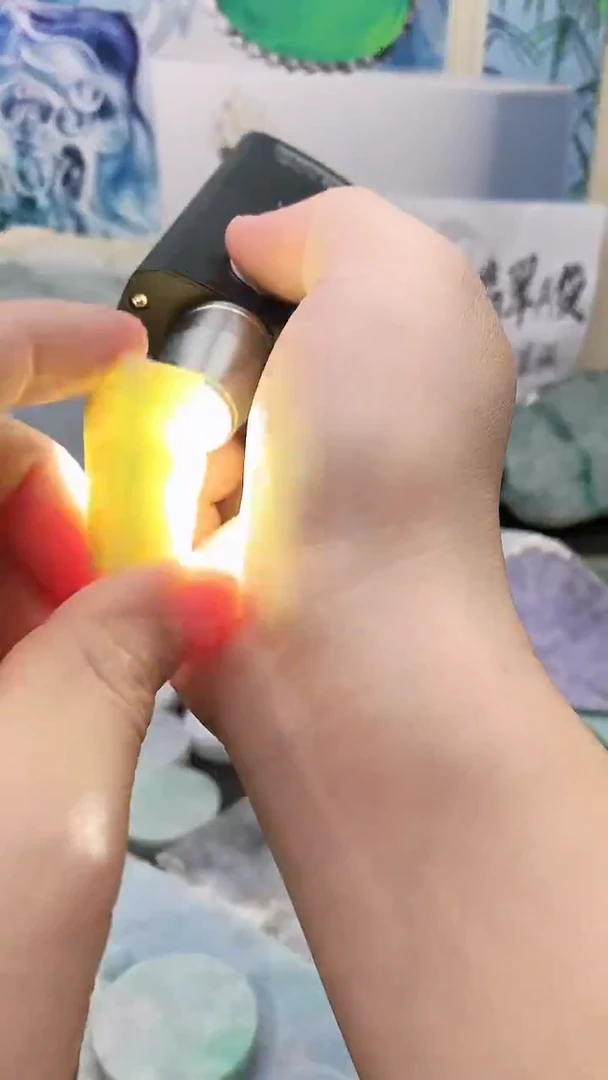 翡翠裸石未镶嵌翡翠12