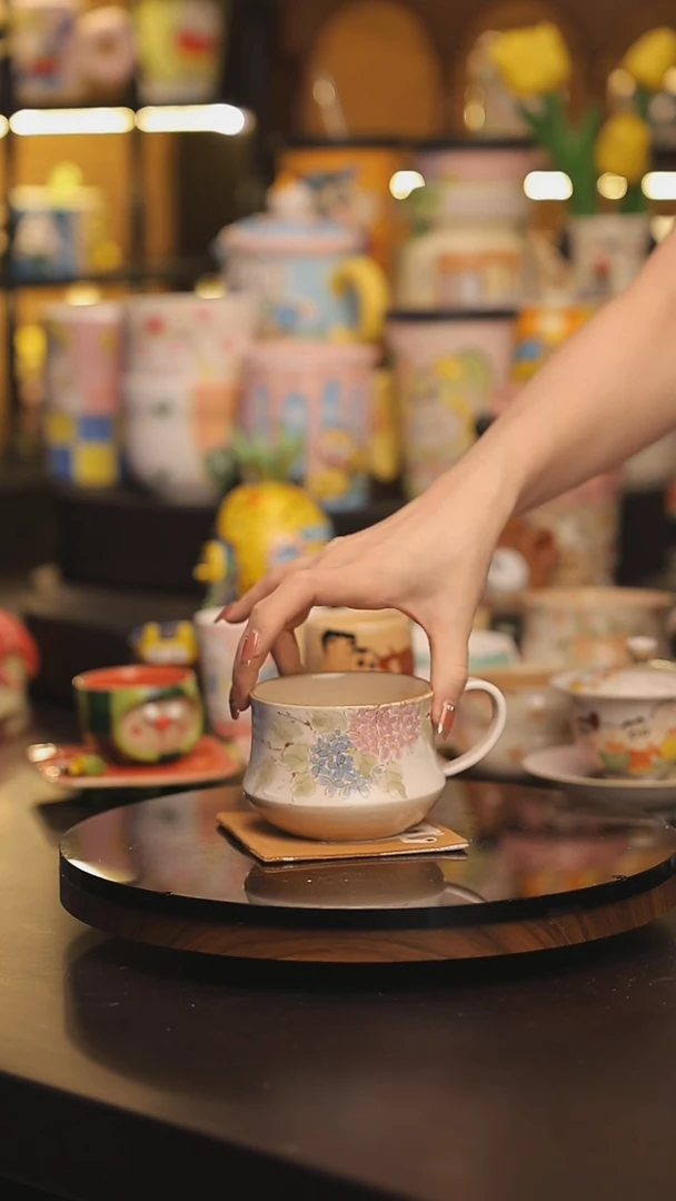 景德镇釉下彩绘设计师款式陶瓷