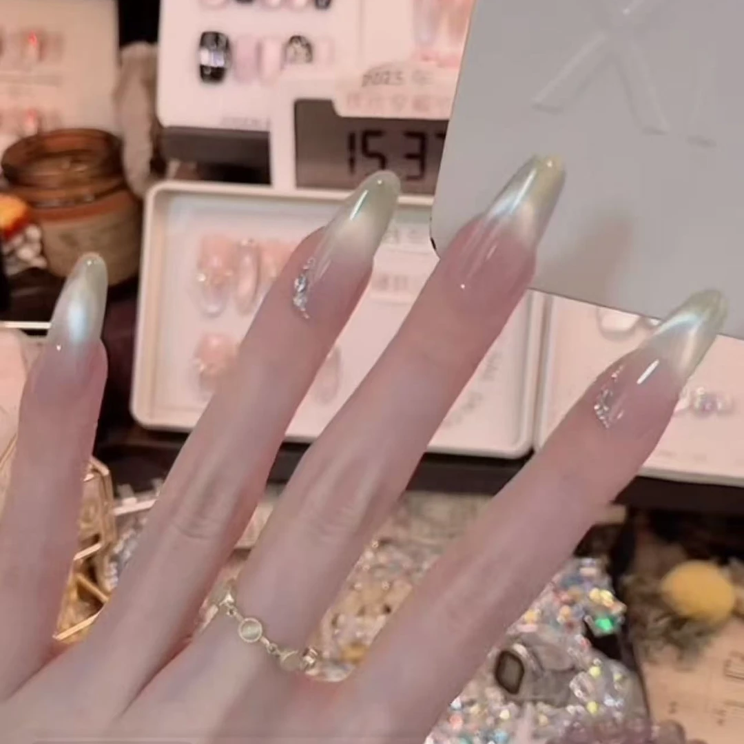 巴黎睡裙- painted clear bow 纯手工穿戴甲 10片装