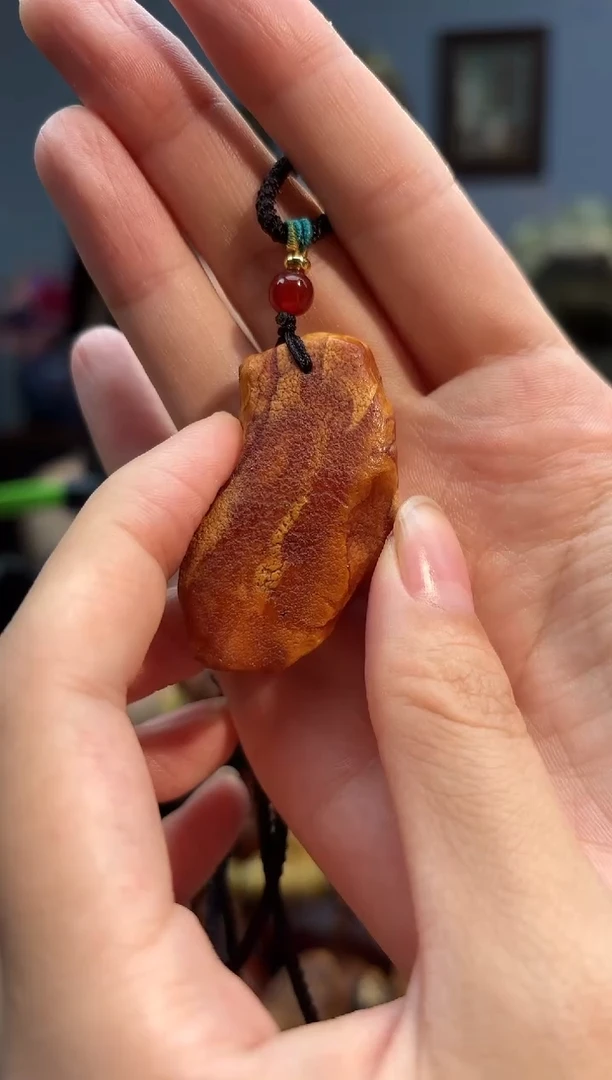 琥珀颈饰未镶嵌吊坠