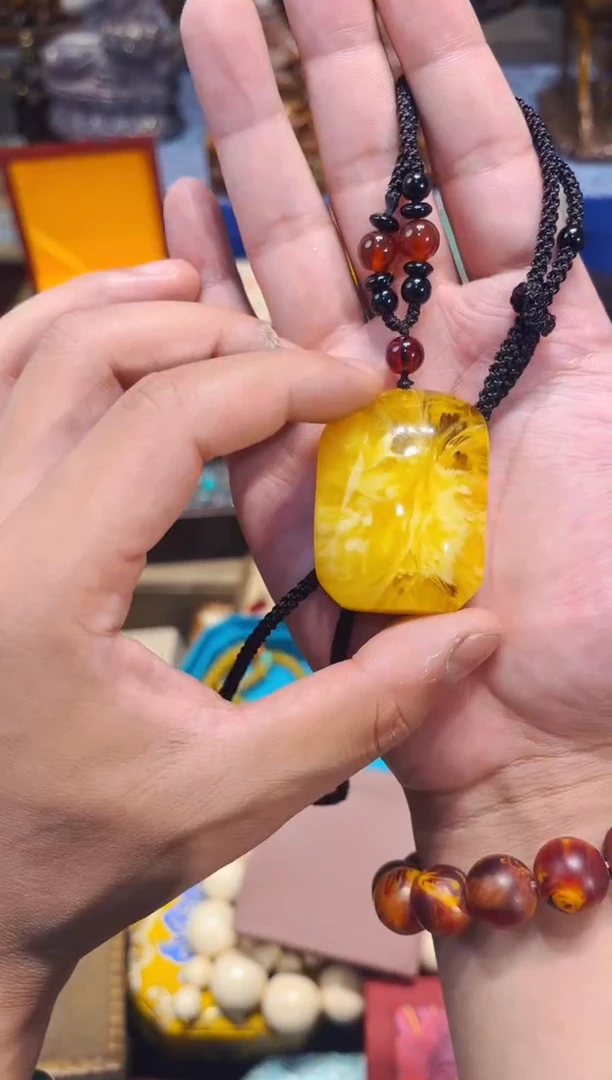 未镶嵌蜜蜡裸石A老七专属高端精品60