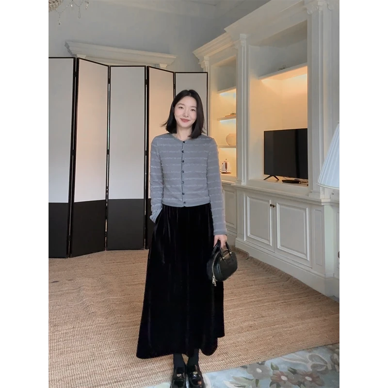 郭九九呢 气质圆领条纹显瘦长袖开衫百搭散摆半身裙 G925A15812