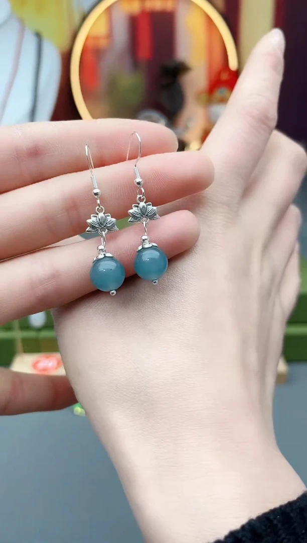 未镶嵌石英质玉（天山翠）耳饰237000