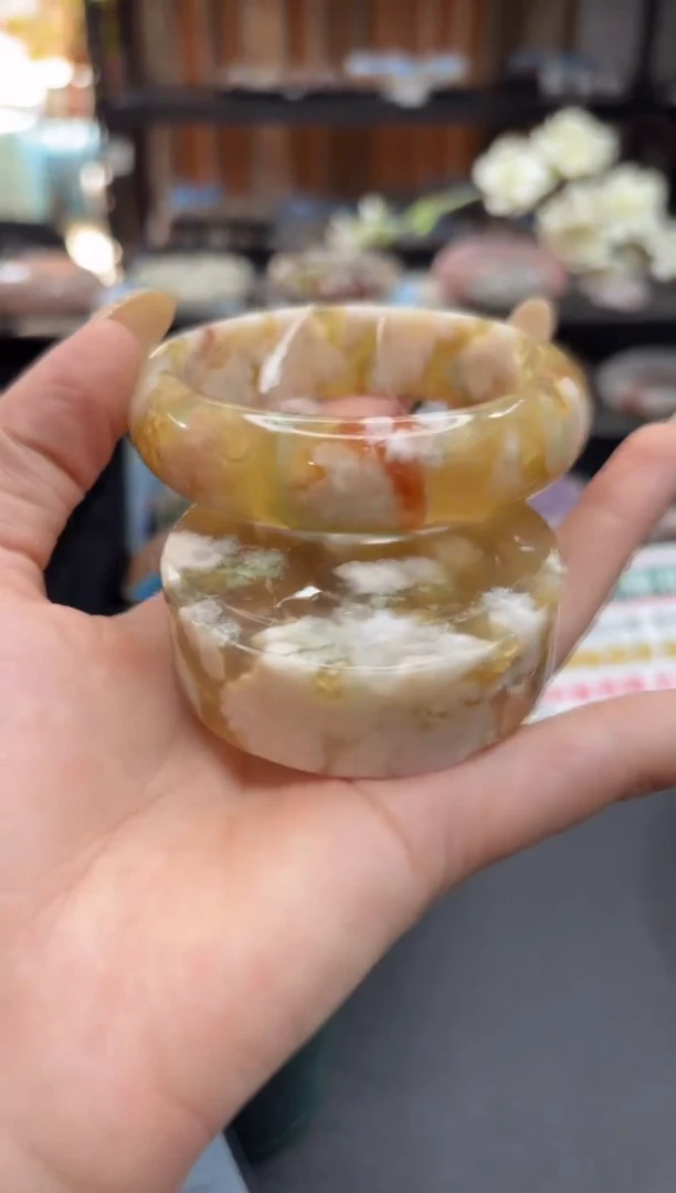 未镶嵌手镯石英质玉C64(59圈赠送镯心)