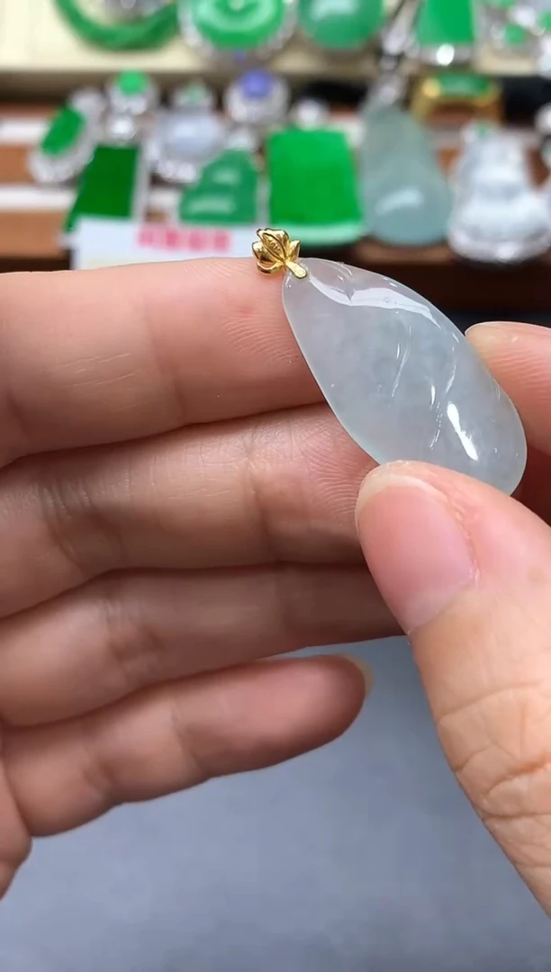 颈饰18K金镶嵌翡翠15-中国好珍宝