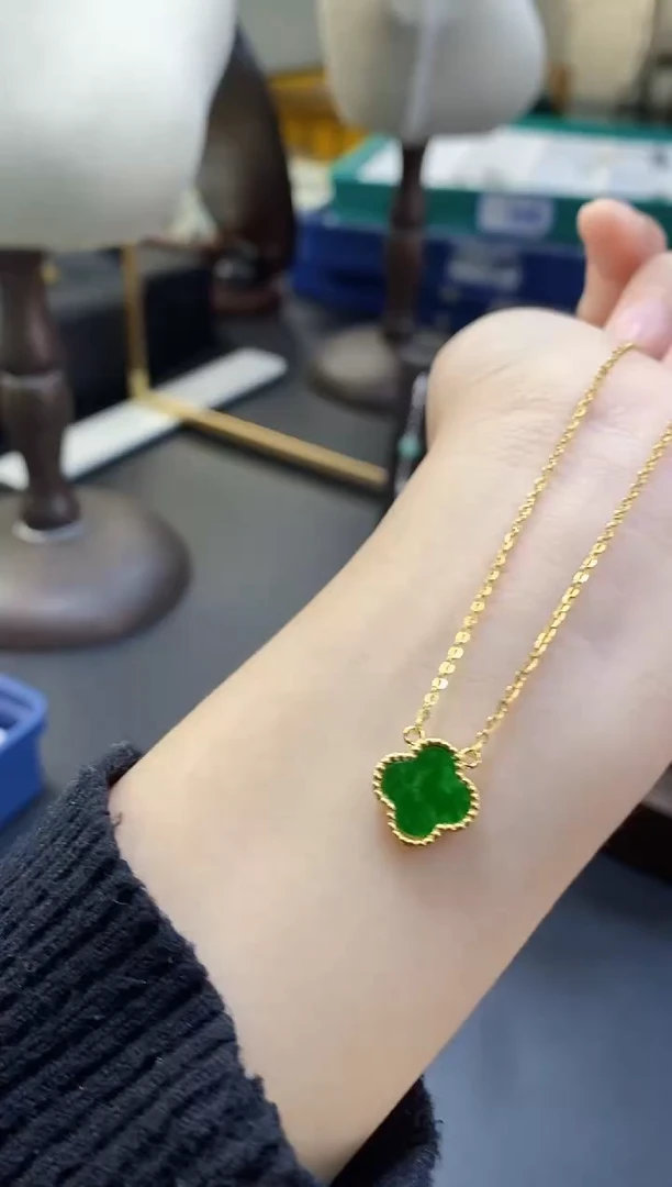 颈饰银S925镶嵌翡翠12625