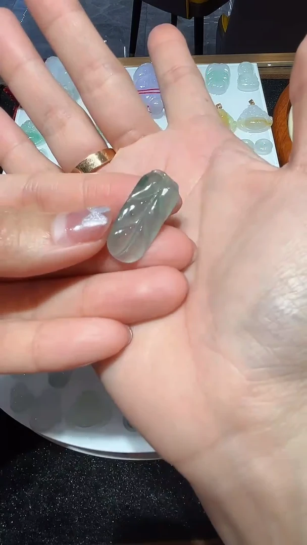 【闪购商品】翡翠吊坠(不含链)未镶嵌002缅甸天然A货翡翠