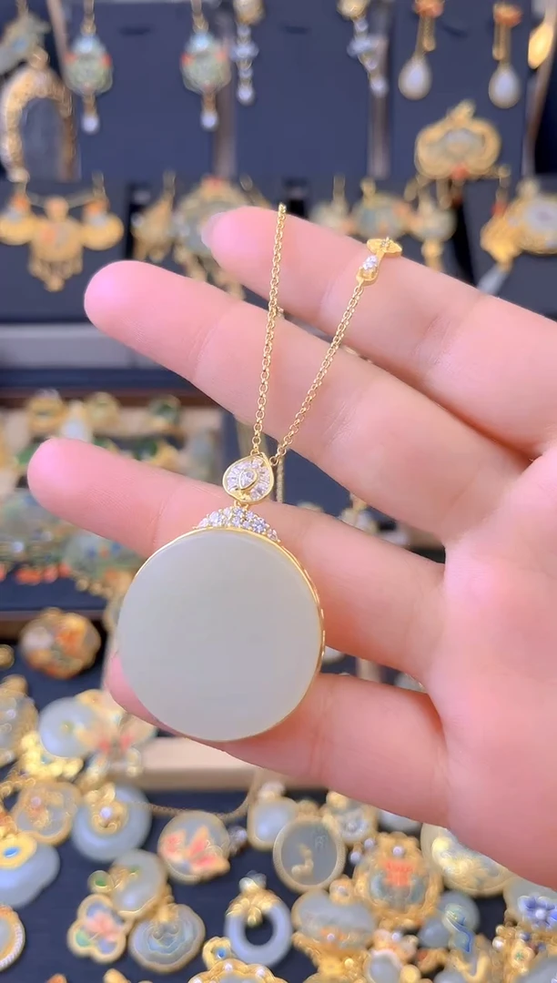 【闪购商品】和田玉吊坠银S925镀金镶嵌大无事圆牌吊坠配如意链